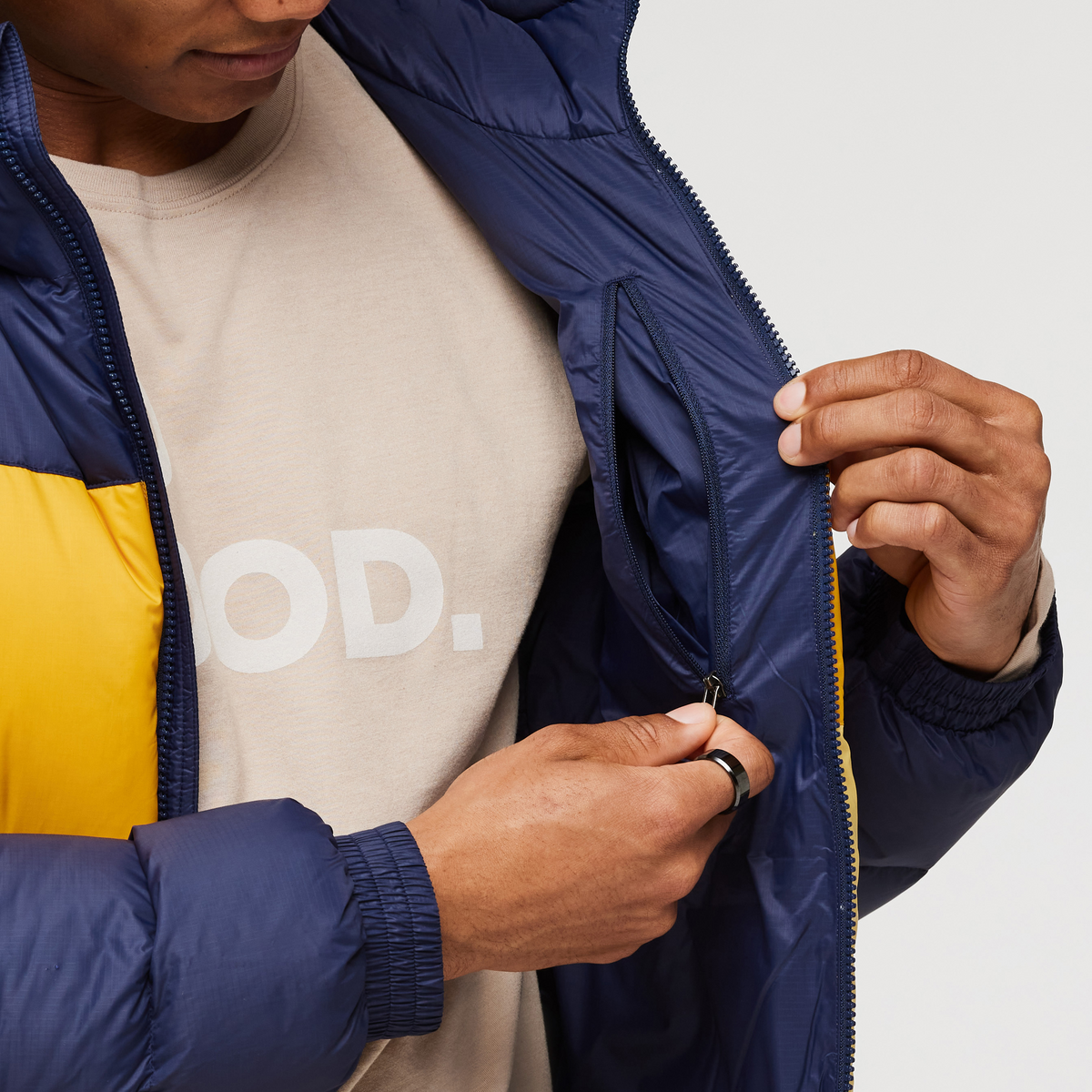 Solazo Down Hooded Jacket Men's - Image 21