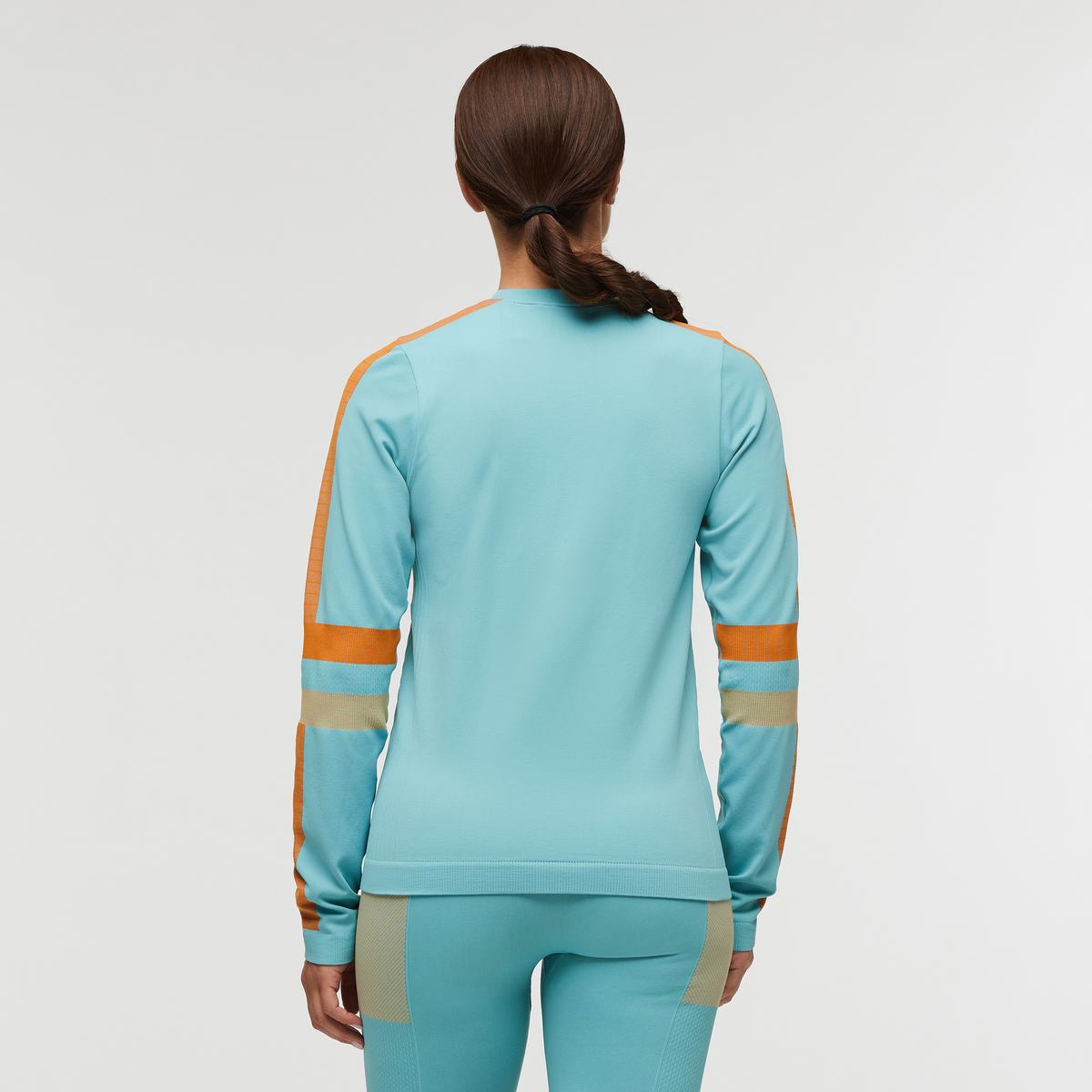 Debajo Seamless Baselayer Crew Women's - Image 9