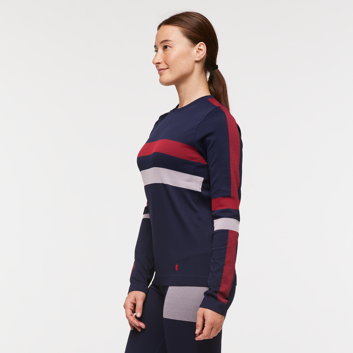 Debajo Seamless Baselayer Crew Women's - Image 3