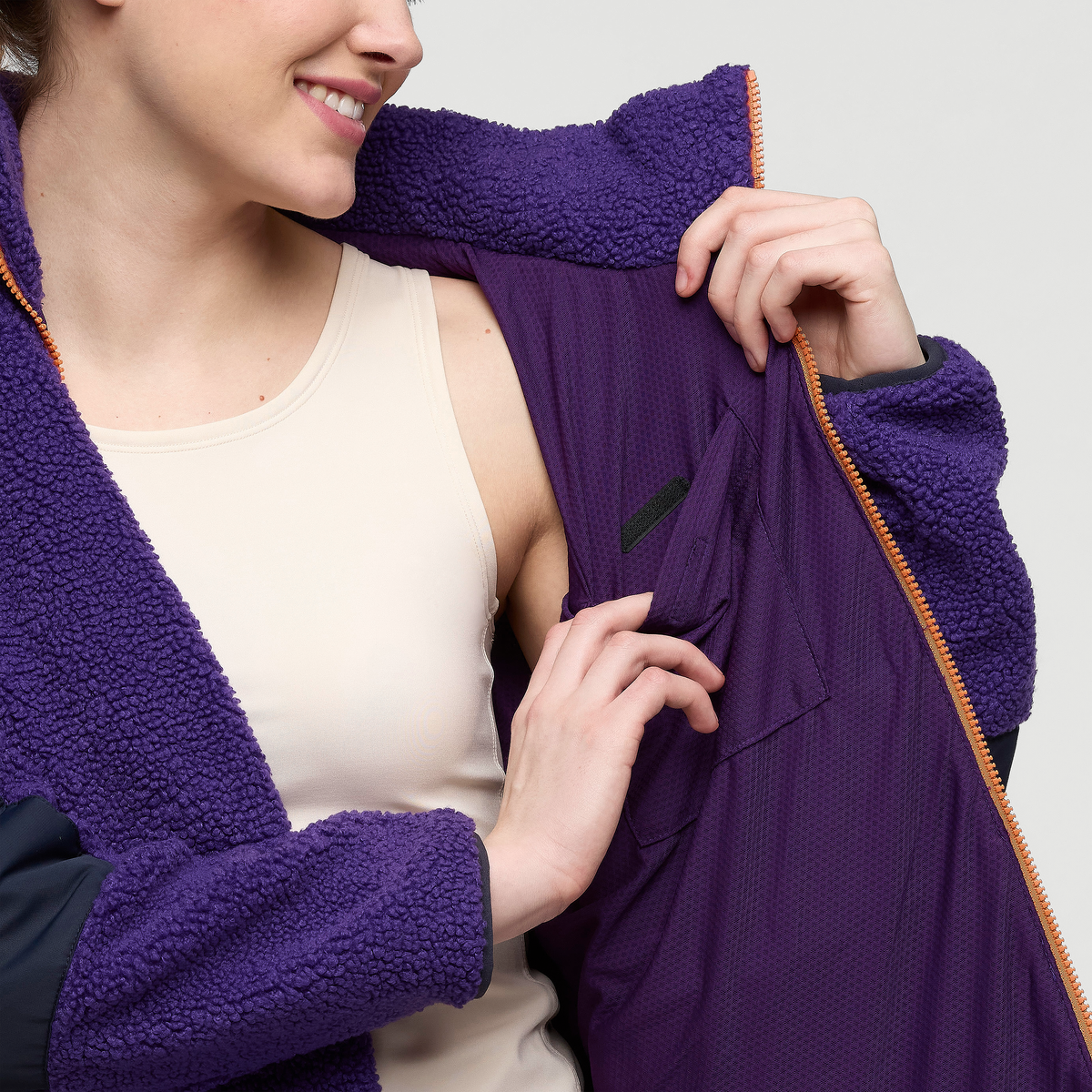 Bacano Fleece Jacket Women's - Image 4