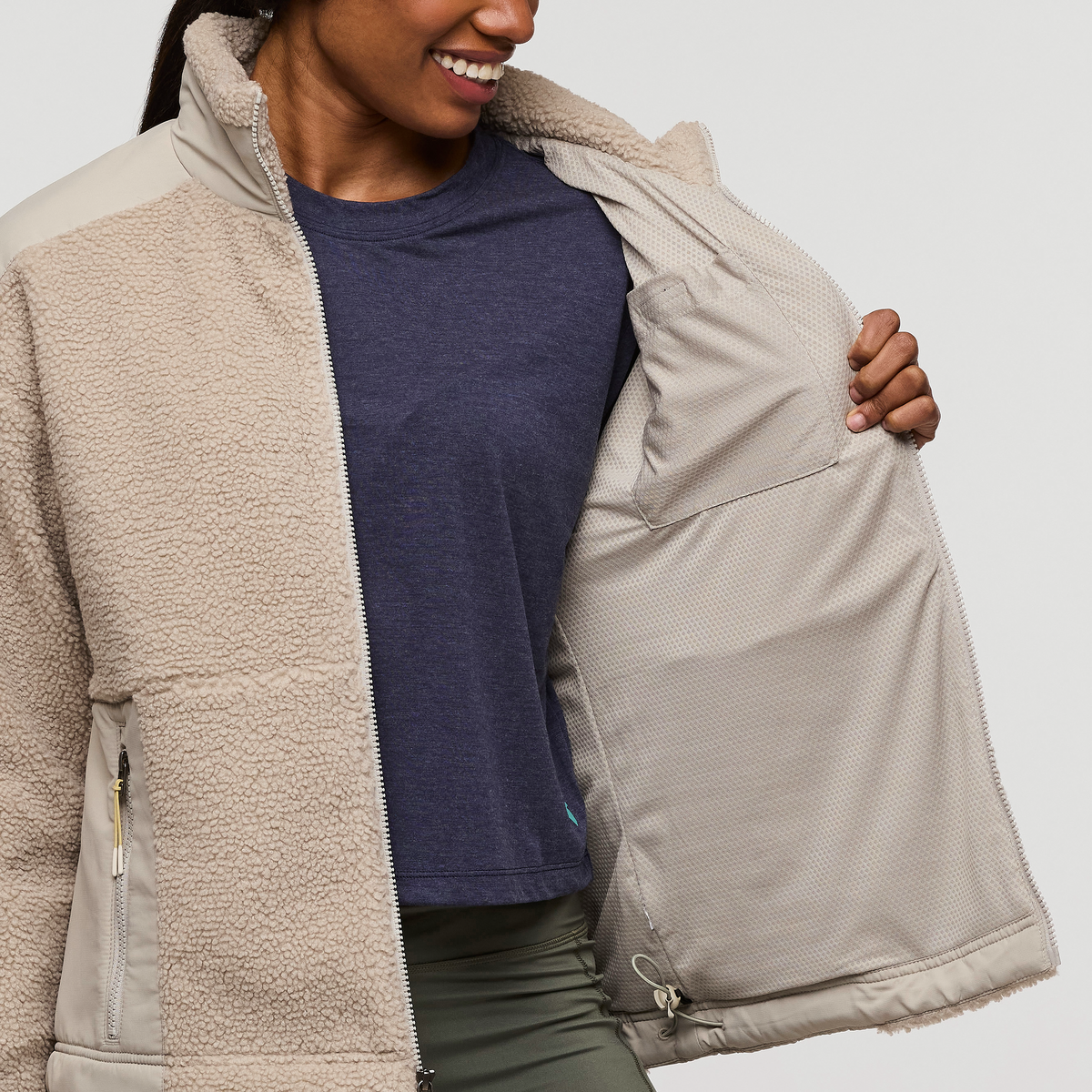 Bacano Fleece Jacket Women's - Image 24