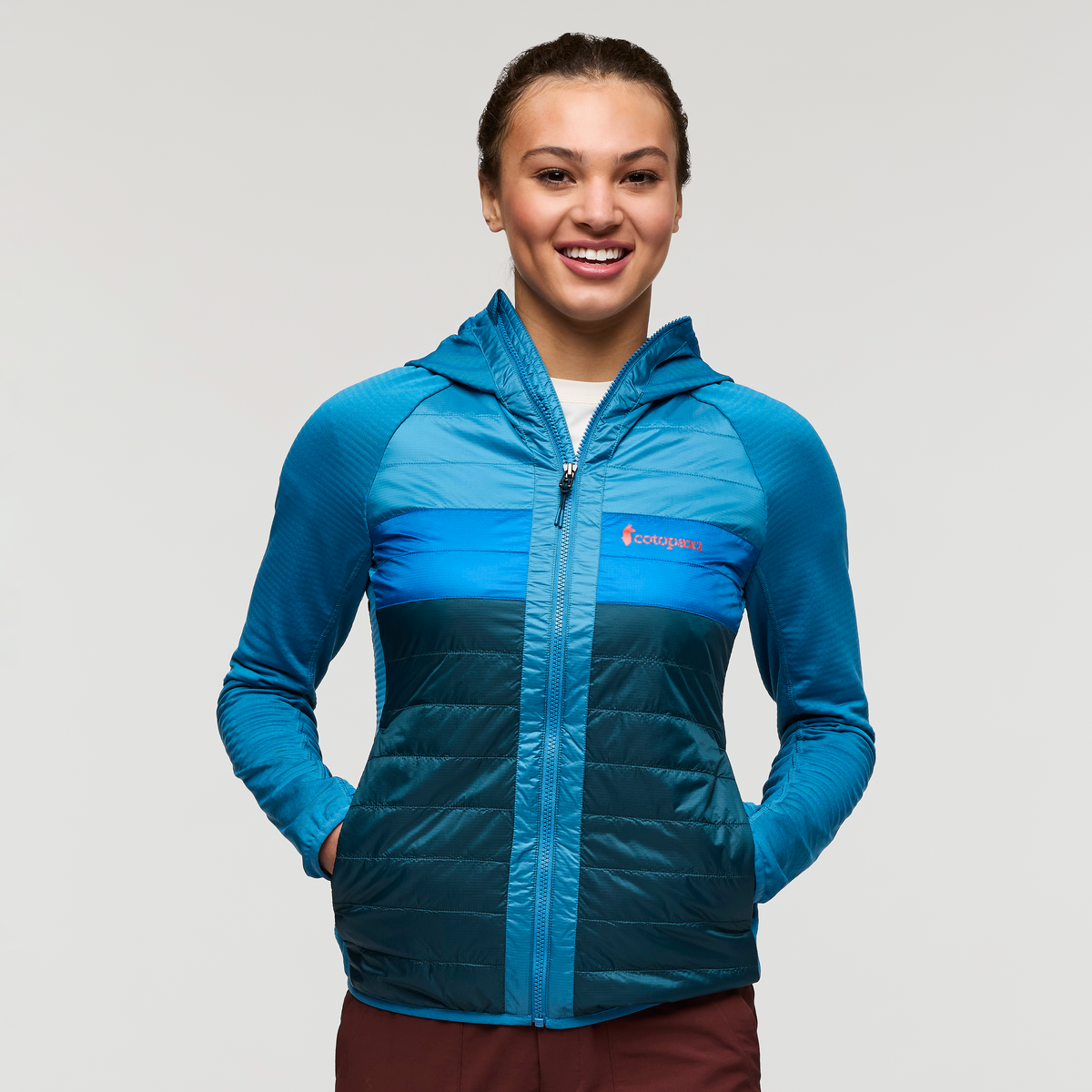 Capa Hybrid Insulated Hooded Jacket Women's - Image 17