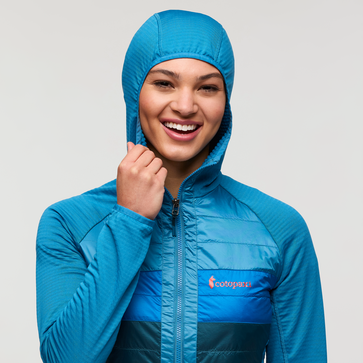Capa Hybrid Insulated Hooded Jacket Women's - Image 21