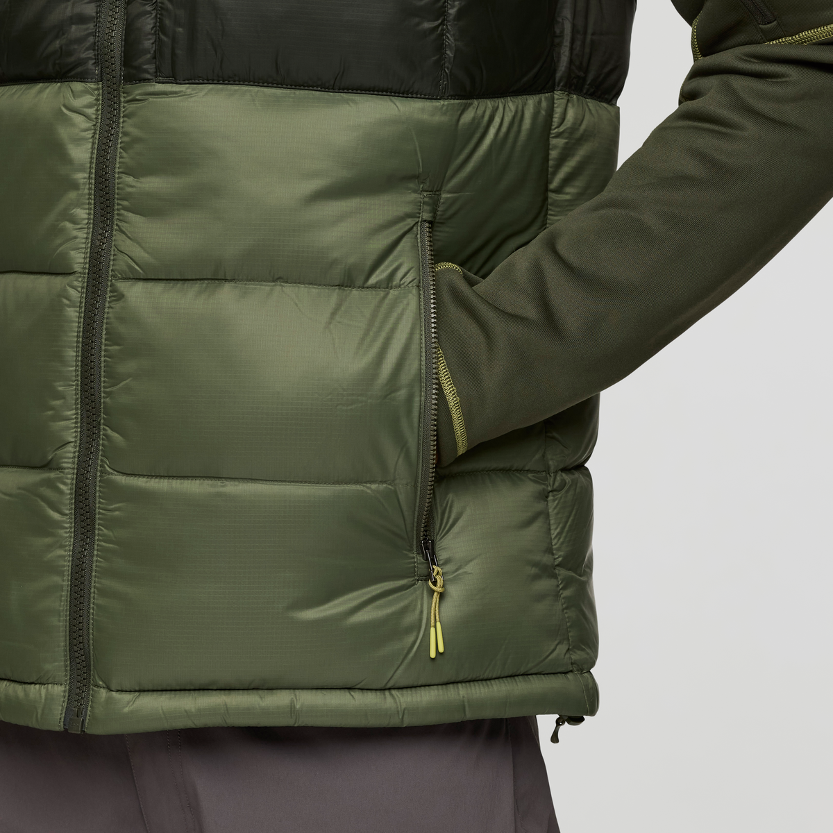 Fuego Max Down Vest Men's - Image 14