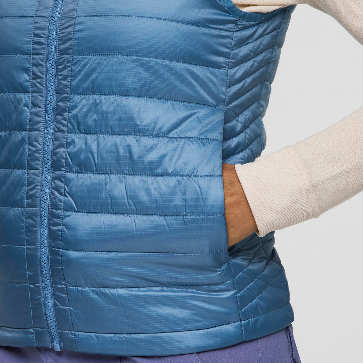 Capa Insulated Vest Women's - Image 10