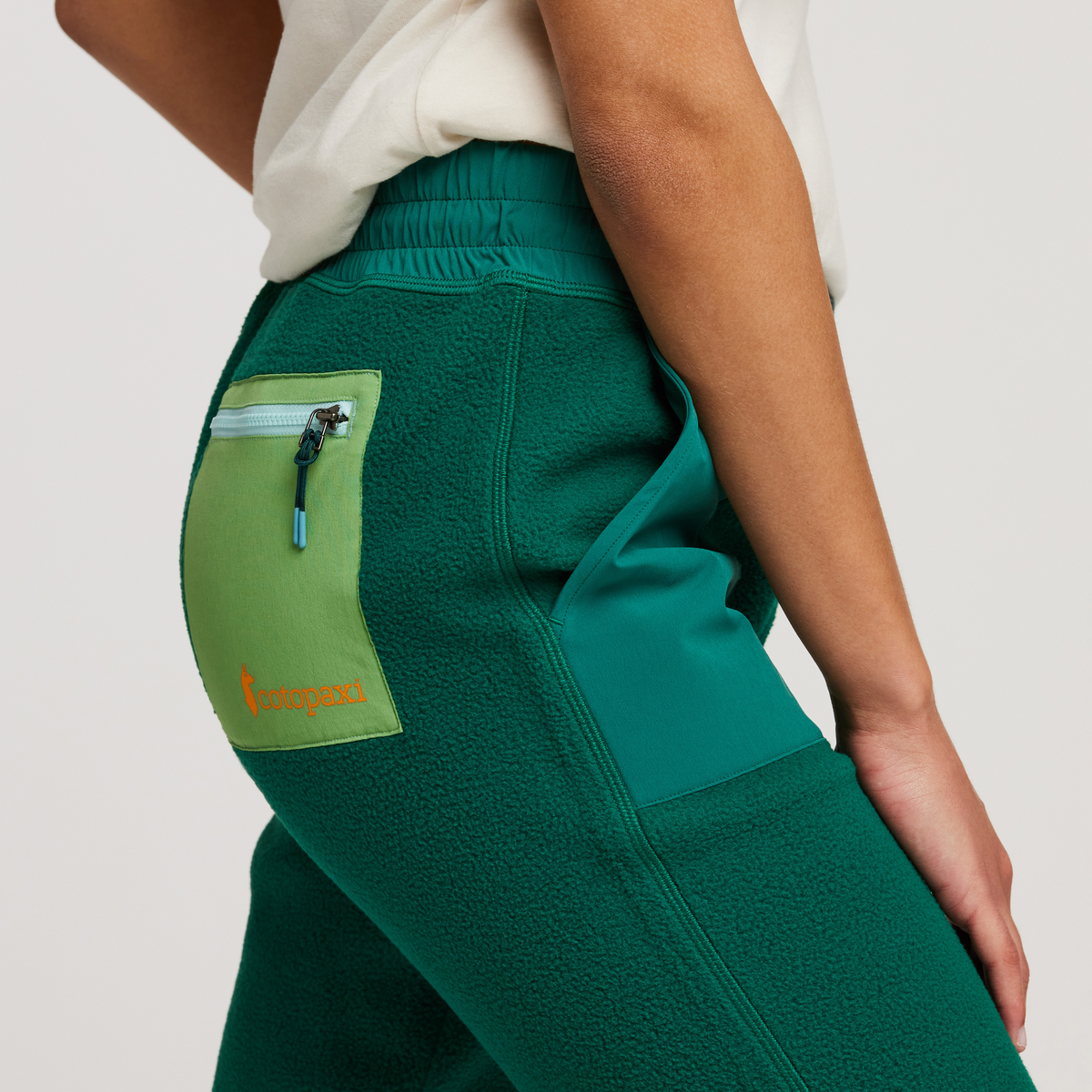 Abrazo Fleece Jogger Women's - Image 6